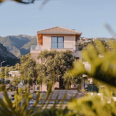 Vila Natali Himare Exterior photo
